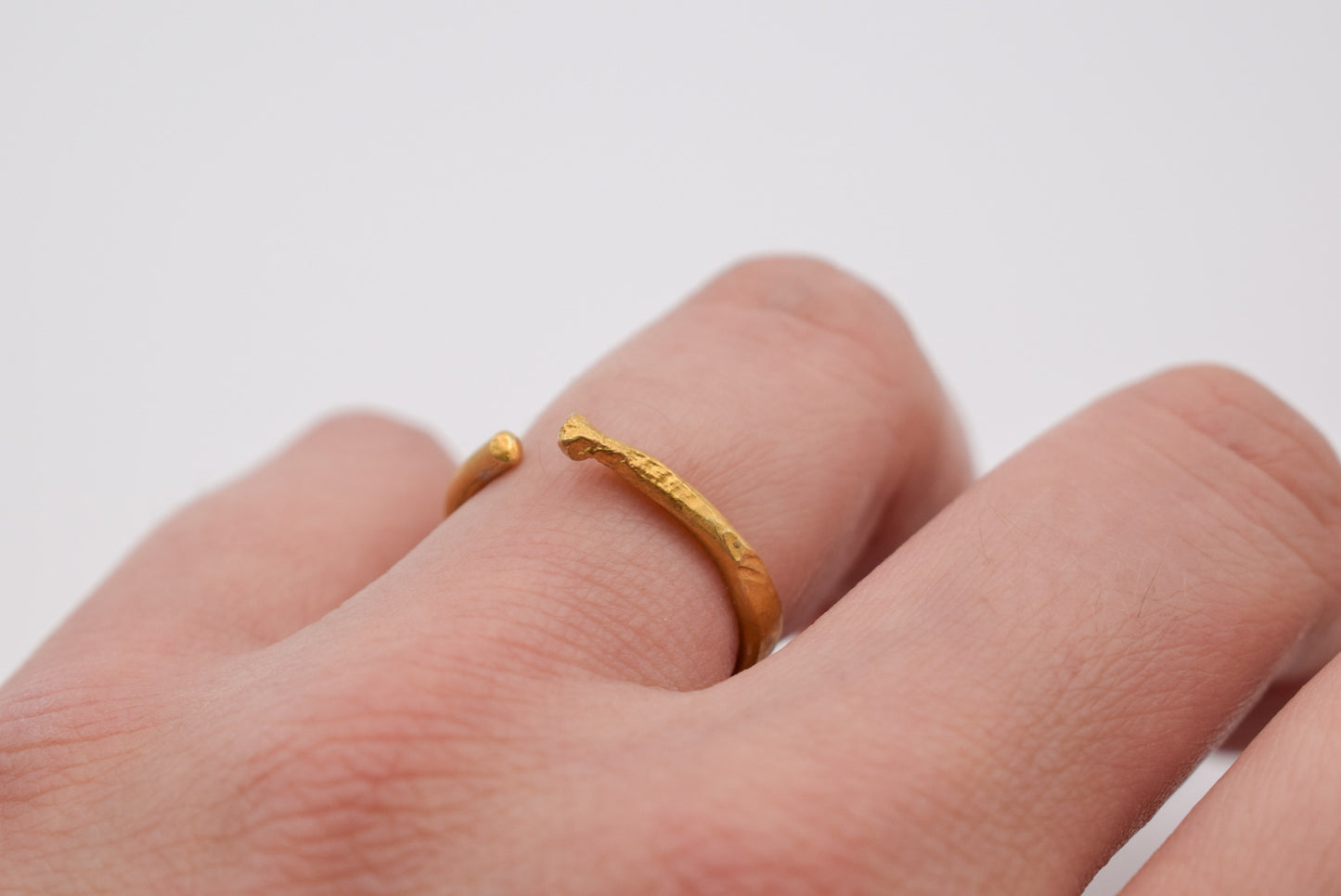 Point and line -unique piece-