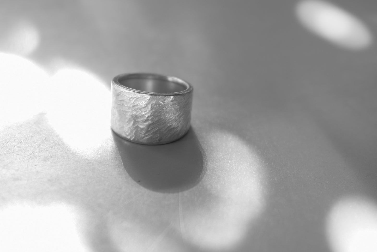 Traces ring