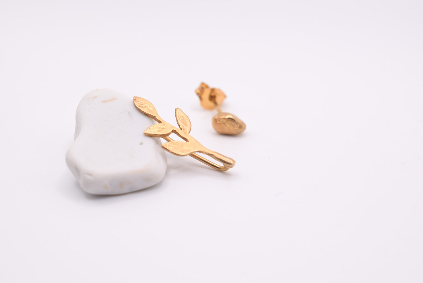 Olivo -single earring-